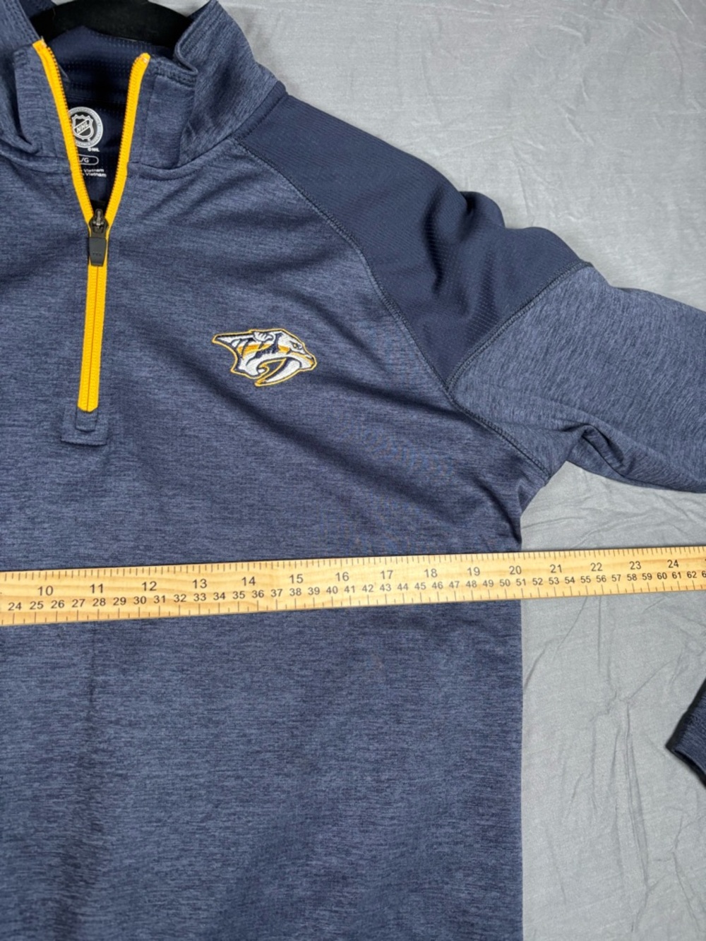 NHL Nashville Predators Quarter Zip Pullover Jacket Mens Large Blue Athletic - Picture 6 of 7